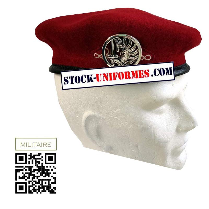 Béret Rouge Parachutiste Armée Fraçaise 1er RHP avec insigne et hongroise Béret Rouge Parachutiste Armée Fraçaise 1er RHP avec insigne et hongroise