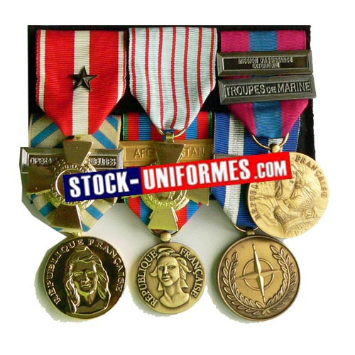 médaille montée sur drap noir pour militaire et pompier | stockuniformes