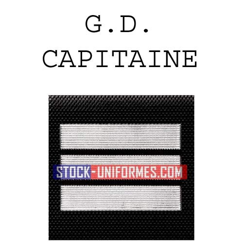 Capitaine gendarerie départementale képi et galons