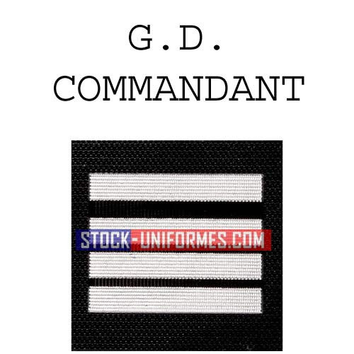 Commandant gendarmerie départementale képi et galons